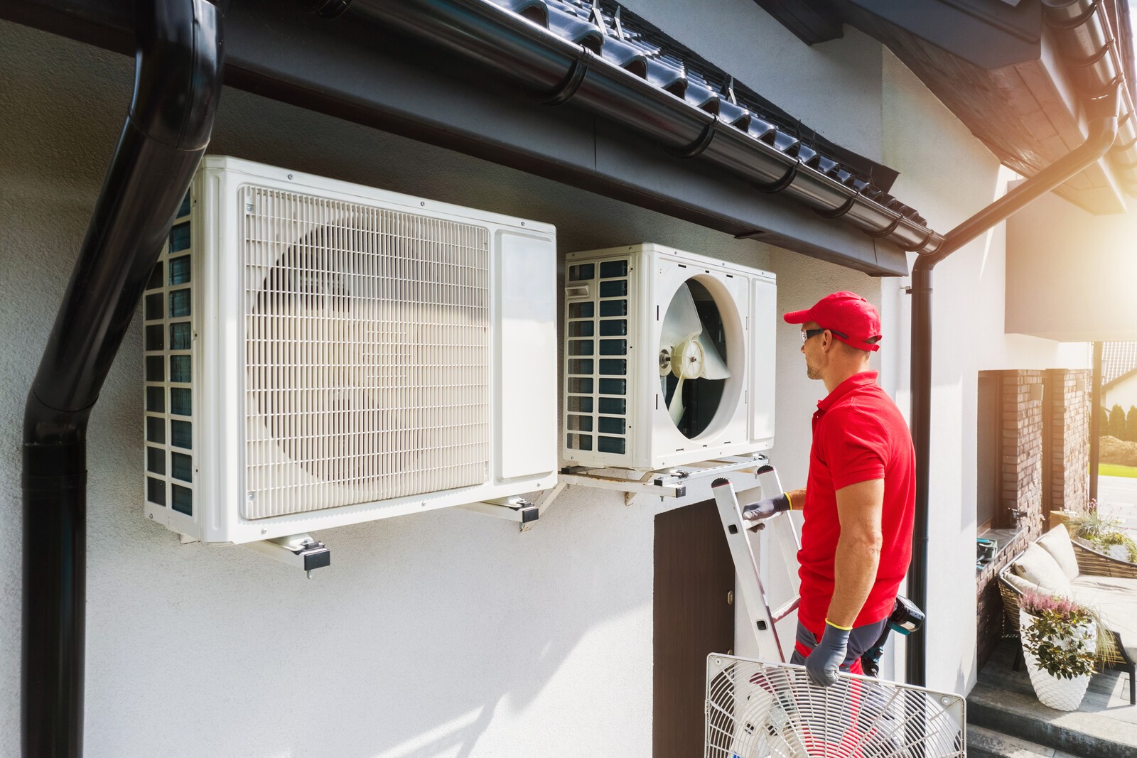 Beat the Summer Heat! Heat Pump vs. Air Conditioner Showdown